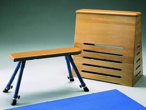 Plinto Graduabile Art. G 150 Con Rivestimento In Similpelle