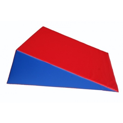 Cuscino in gommapiuma a cuneo dim.cm.100x100x40 Art. K 852/A