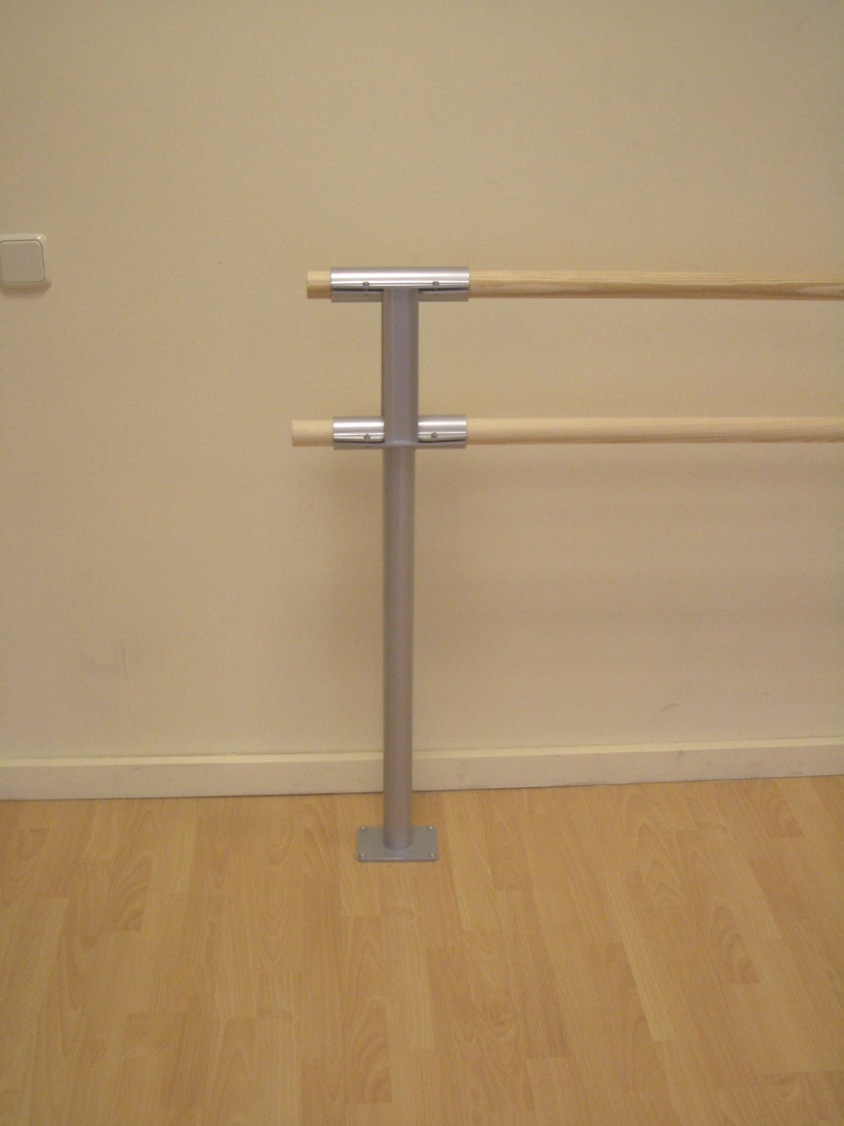 Supporto Danza Dinamica Ballet Pina Fix Doppia Sbarra Fissa A Suolo