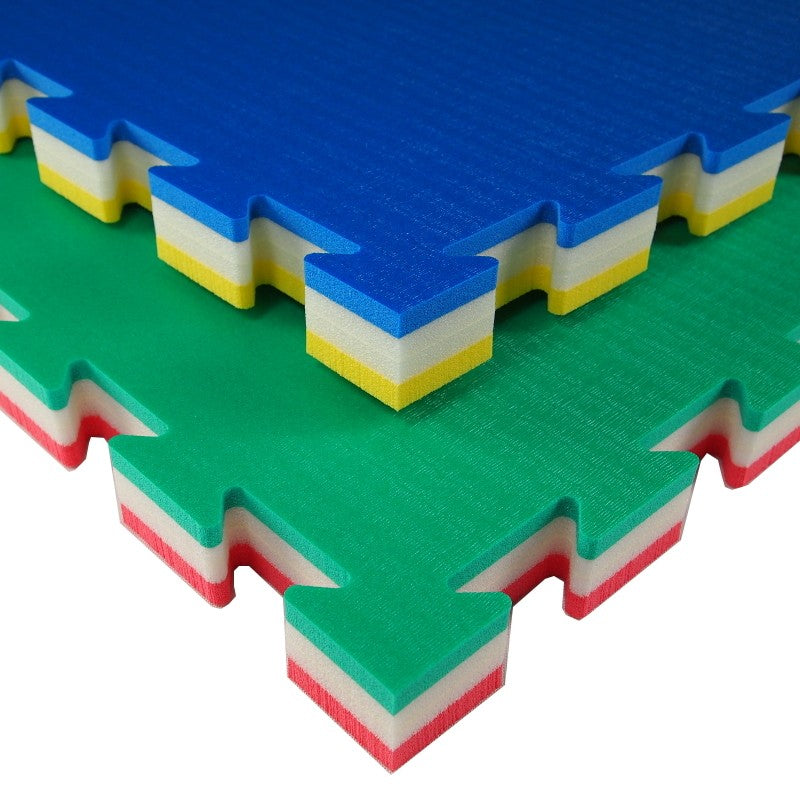 Tatami Incastro Judo Art. J40L 100x100, 4cm. Giallo/Bianco/Blu Quantità minima per la vendita 9 Moduli