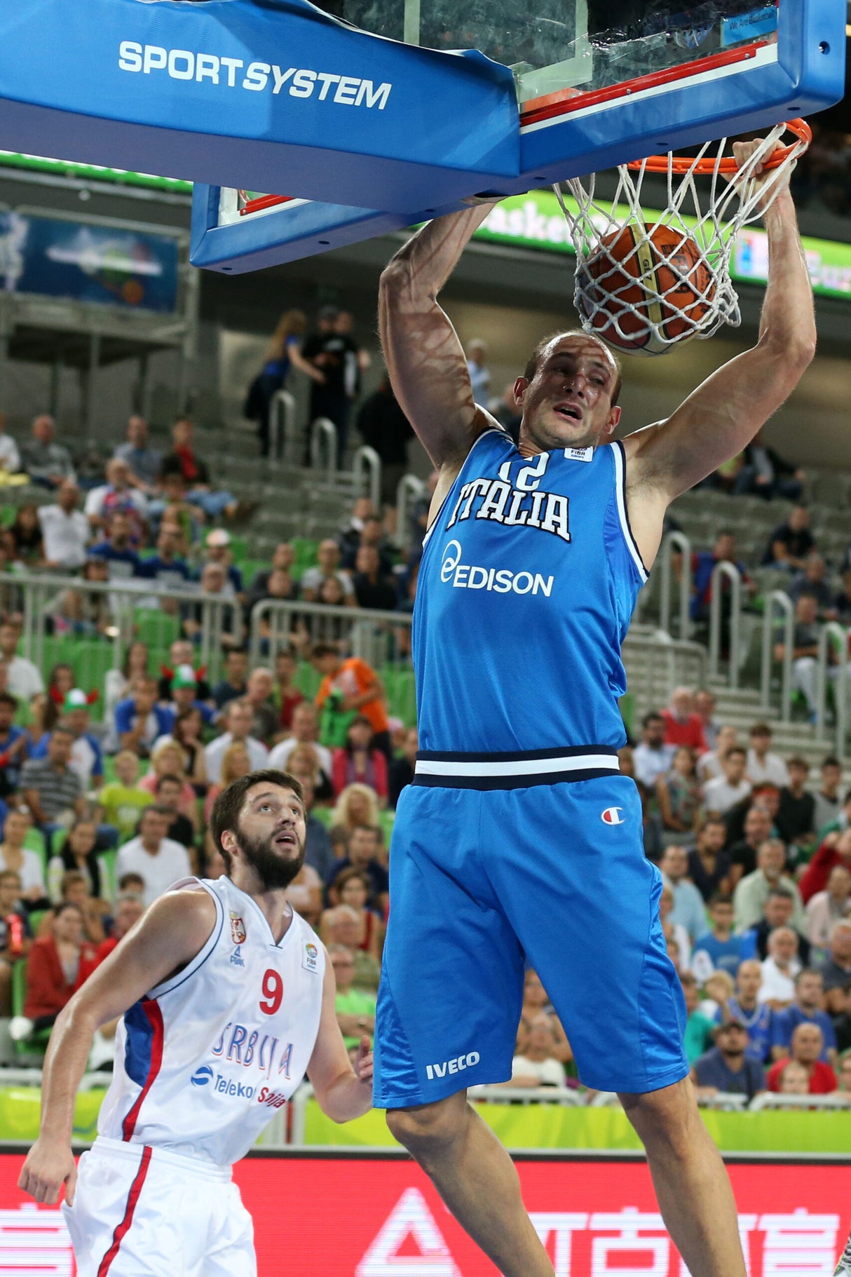 Impianto Easyplay Official mobile su ruote, sbalzo cm 325, omologato FIBA per competizioni di 1° livello S04110