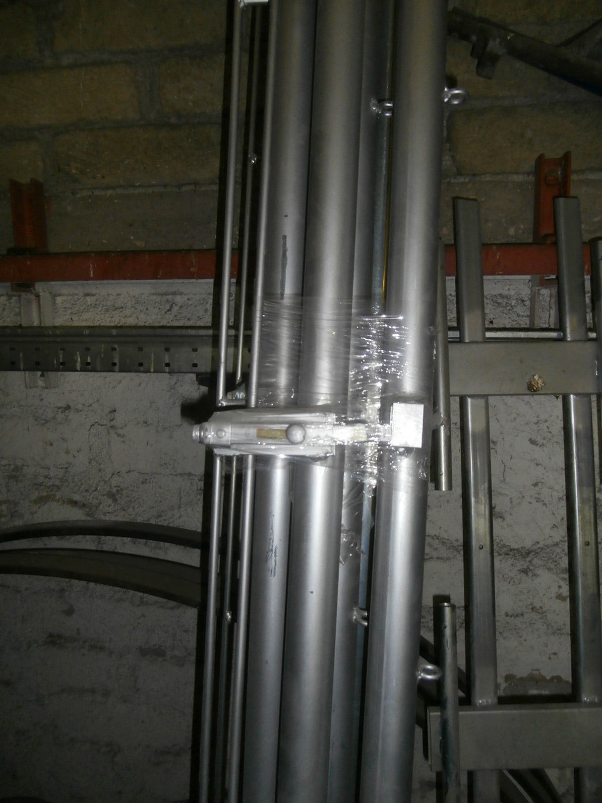 Tondino zincato 8 mm costo barra MT 6,00 per legature recinzioni