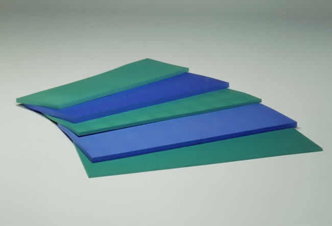 Tappeto per ginnastica fondo nudo densità 120 cm 200x100x5 Art G388