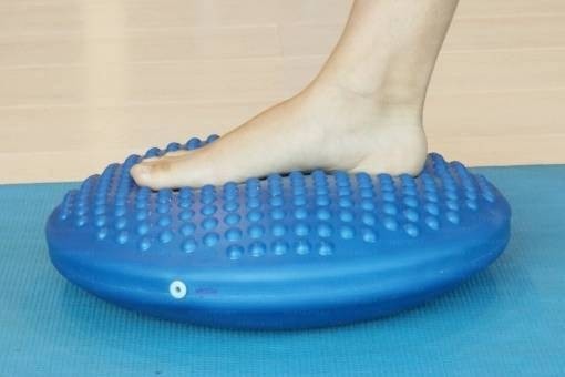 Disco propriocettivo in gomma gonfiabile. Diam. 39 cm. ART.9322