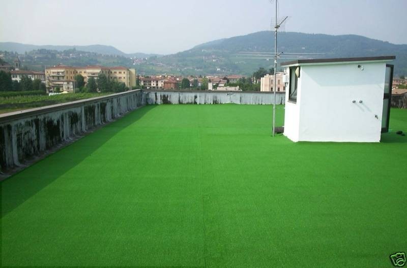 Erba sintetica eco garden rotoli m.30x4 con sottofondo in gomma espansa standard normale costo mq.