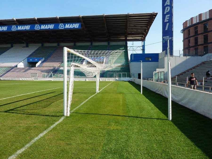 Protezione ART. 6043 per n°1 palo reggirete distanziato per porte calcio art. 5907