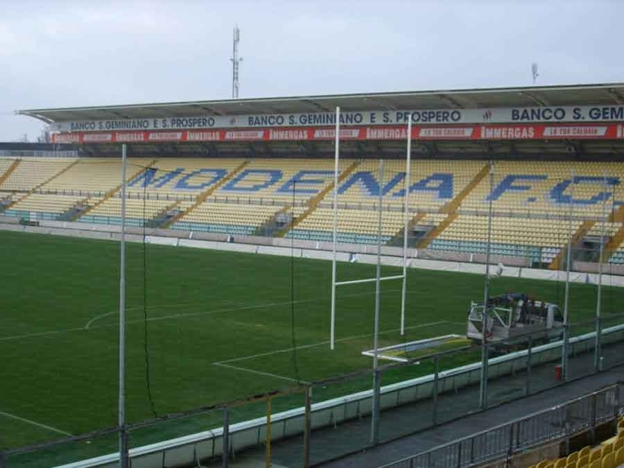 Coppia porte in alluminio altezza 15,00m fuori terreno Art 8003