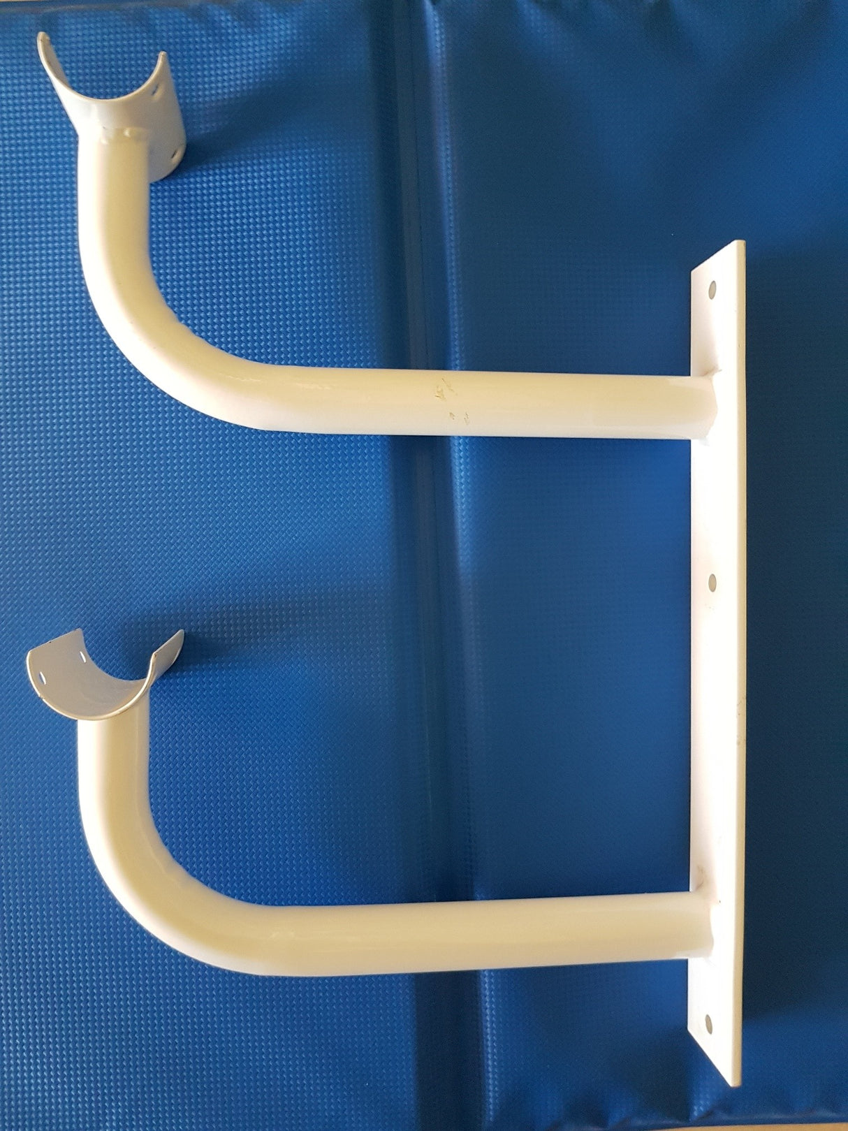 Coppia di supporti o mensole fisse a muro per sbarra danza doppia Art. G406/D