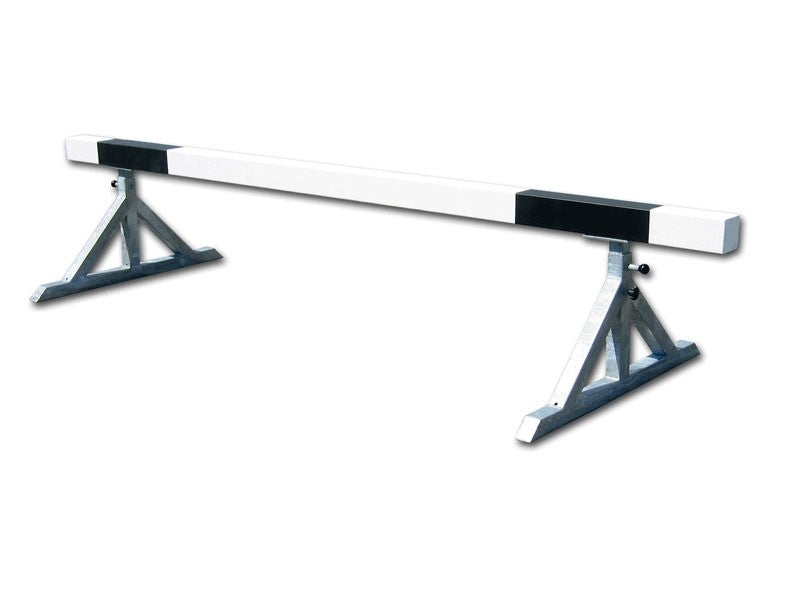 Serie ostacoli mobili per corsa siepi in acciaio zincato, travi di legno regolabili in altezza (1 ostacolo cm 500) Art. S02082