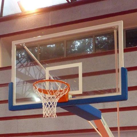 Protezioni sottocanestro in poliuretano, sezione a U, a norma Fiba Codice: 4082 costo al paio