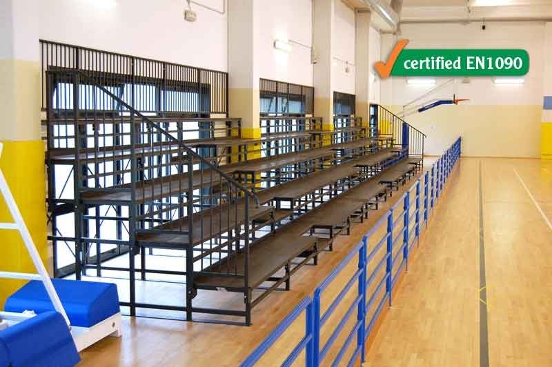 Tribuna fissa per interni struttura acciaio verniciato piani seduta legno o scocche Art. S07652 Costo al mtl