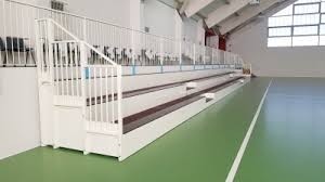 Tribuna fissa per interni Art. C7 struttura acciaio verniciato esempio 10 posti mis 340x110 cm