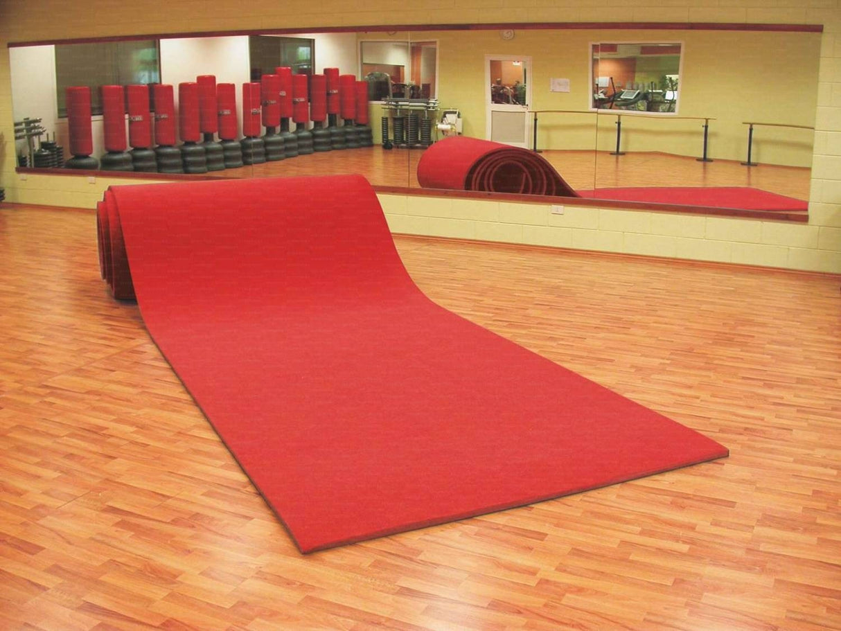 Pista ginnica 14x2 metri spessore 30 mm. moquette colore rosso Art. 1340