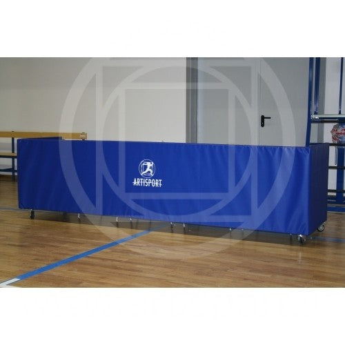 Tavolo per giudici Art.B696/T sagomato carenato con protezioni