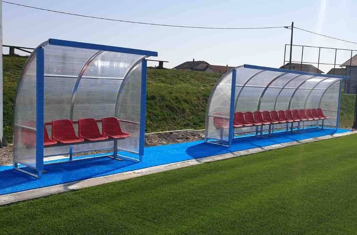 Panchina modello da 1m copertura e fianchi in alluminio ART.6259