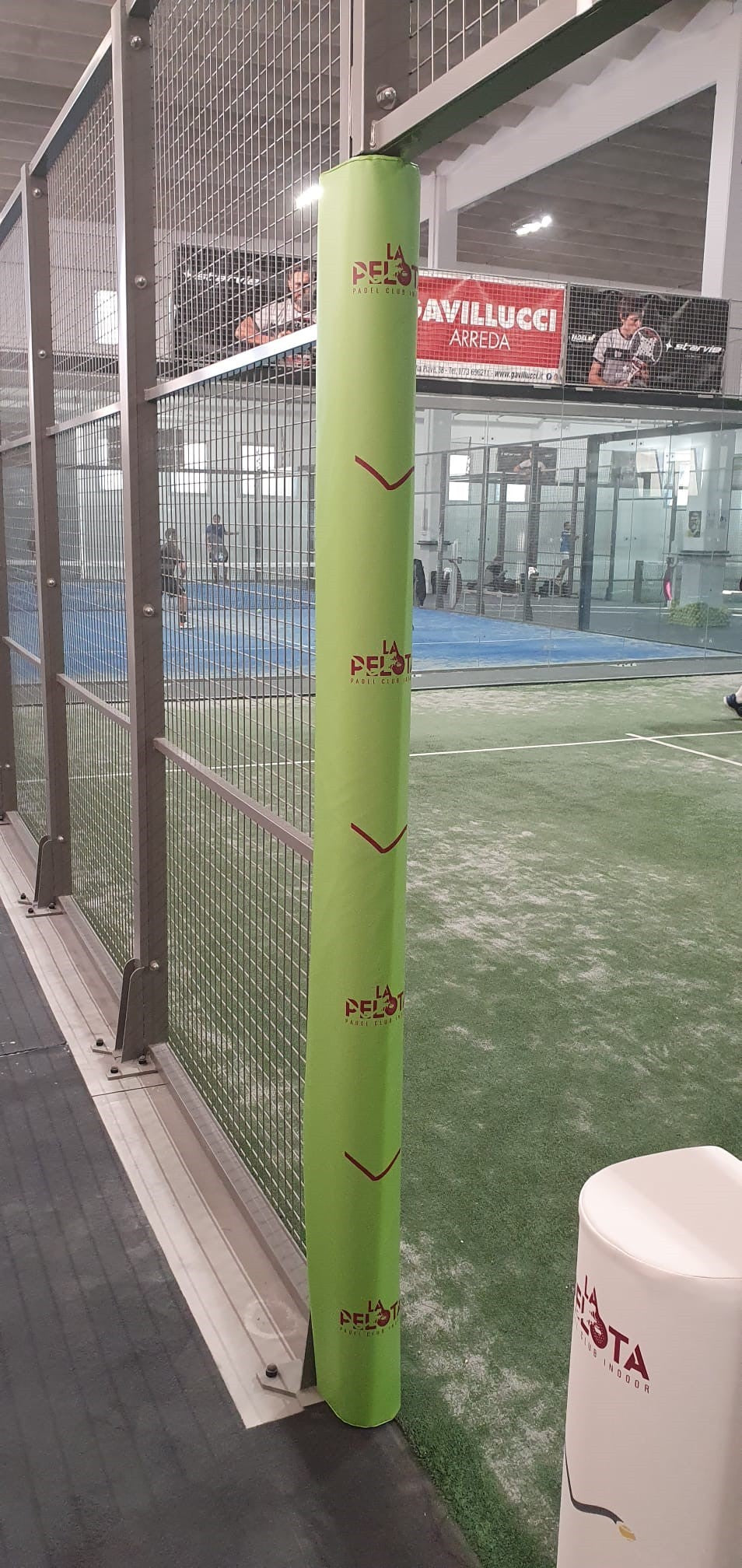 Protezioni porta ingresso campi Padel Antinfortunistiche tonde mod Pelota costo cadauno sagomate
