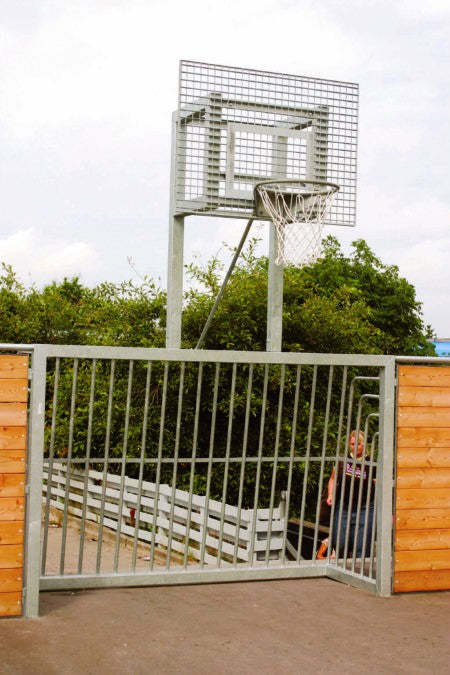 Struttura basket per esterno antivandalismo Art 1269