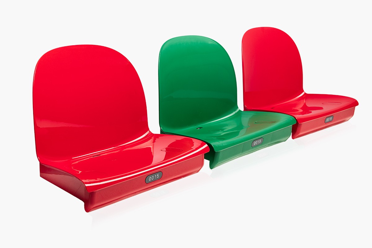 Seduta a scocca modello KUM 35cm profondità ridotta pp ignifugo. CL1 con anti UV