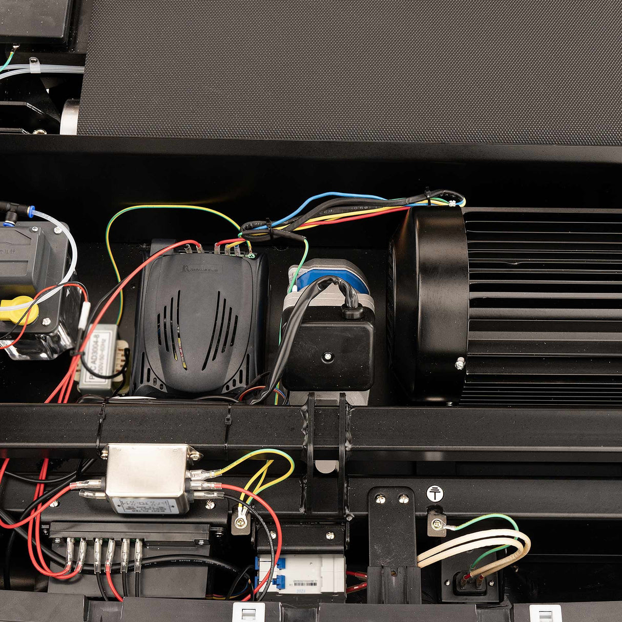 Tapis roulant elettrico Diamond T96 Motore 7.0 HP AC Professionale