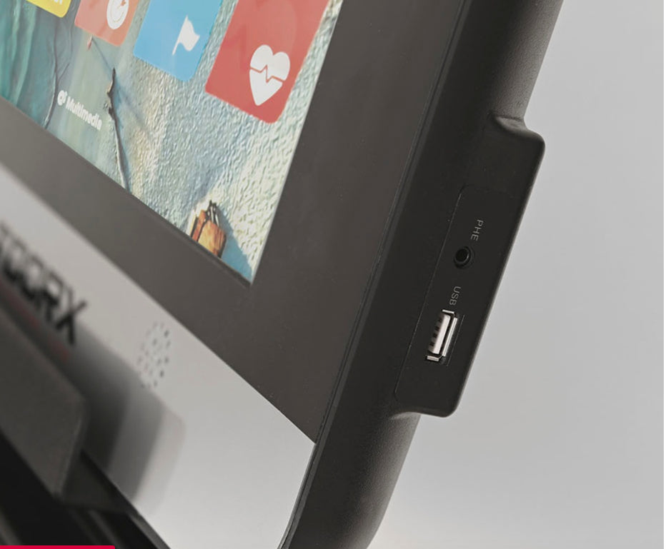 TRX-2500-TFT HRC APP Ready 3.0 motore AC fascia cardio inclusa - TFT 15,6"