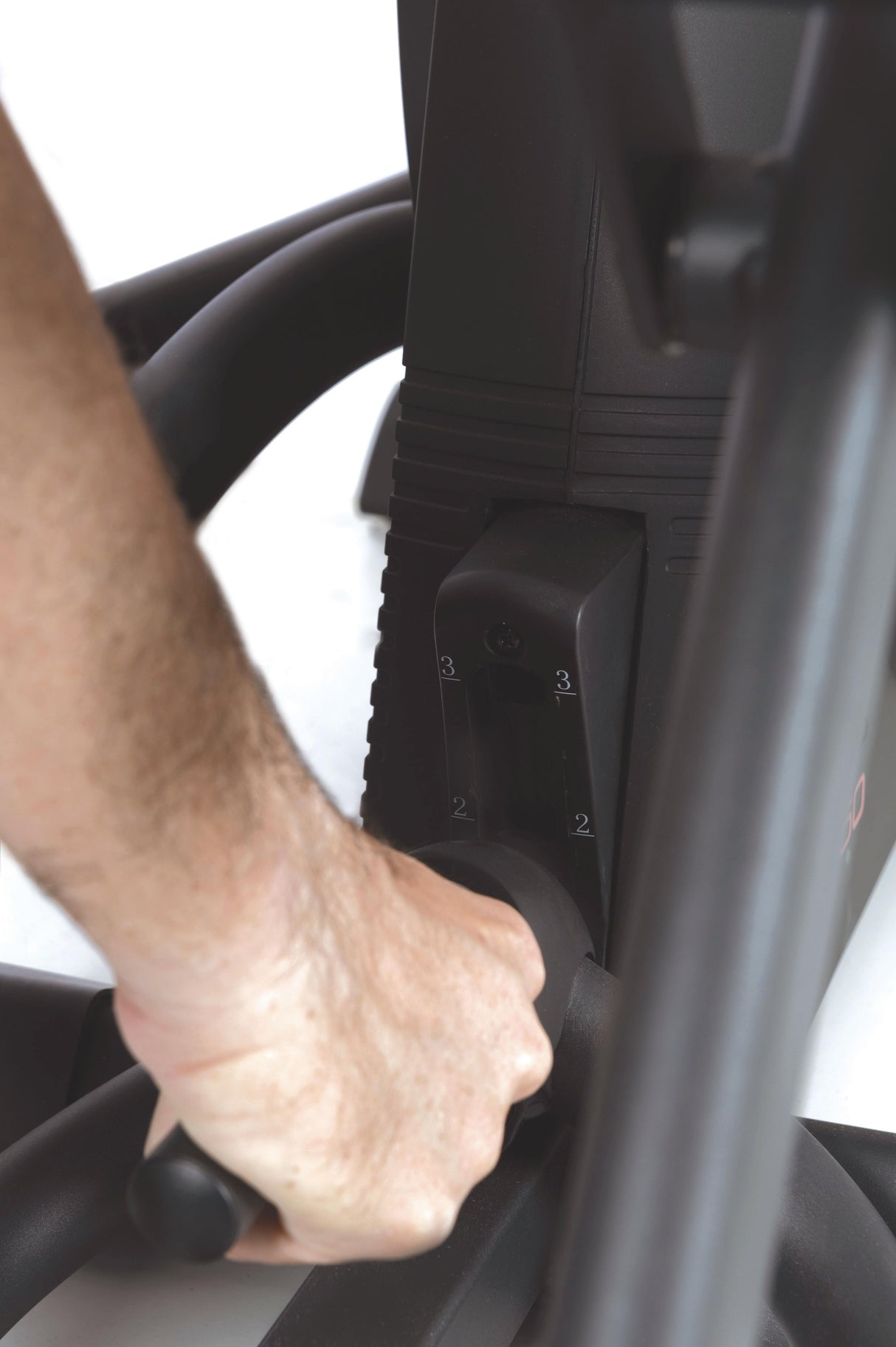 ERX-650 HRC a volano anteriore elettromagnetica con pedane regolabili in inclinazione e ricevitore wireless APP Ready 3.0