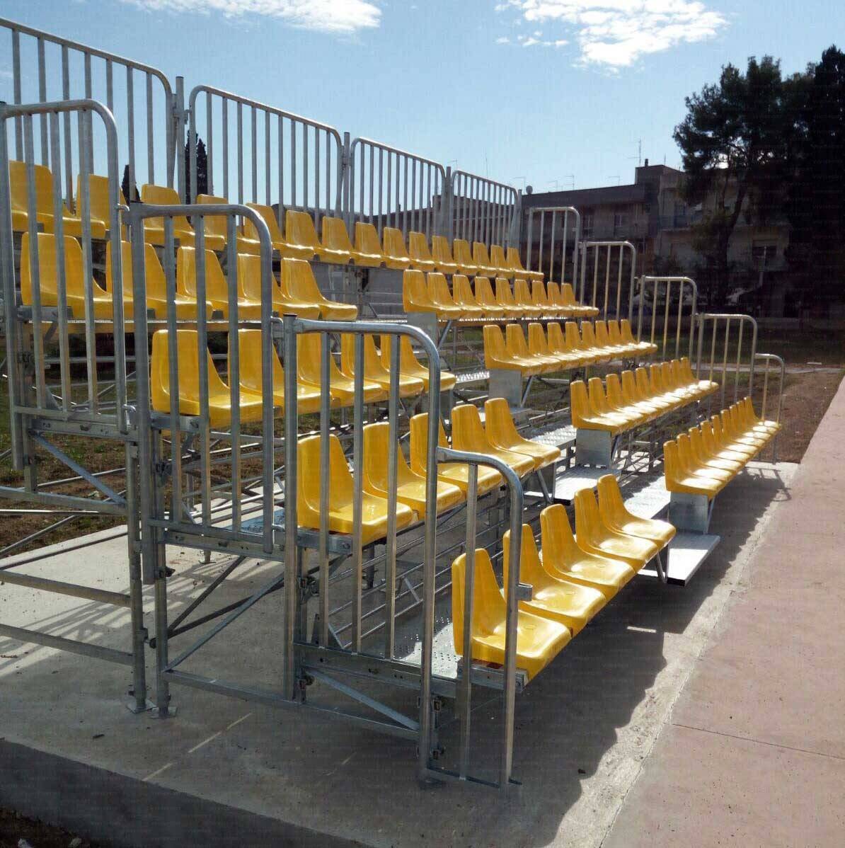 Tribuna fissa zincata per esterno art. 8500 ESEMPIO COSTO TRIBUNE DA MT 12 X 4 FILE