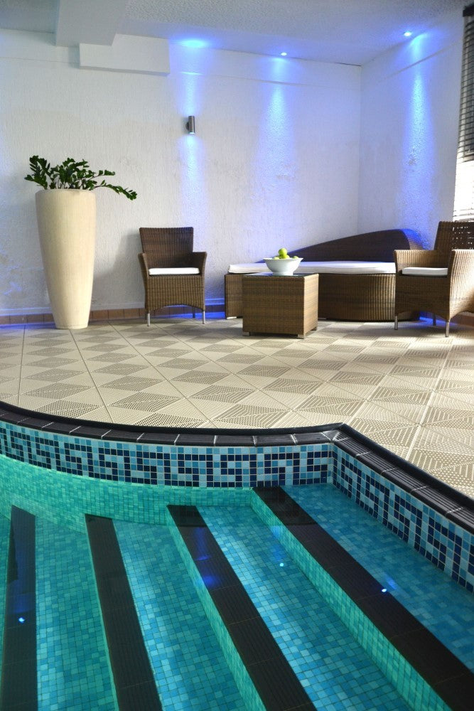 Pavimentazione SOFT TILE piastrella antibatterica per le zone umide PE con trattamento antibatterico