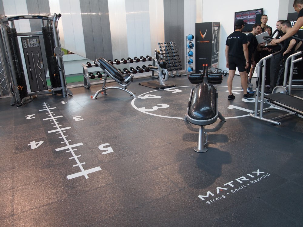 STAMPA GRAFICA SU PIASTRELLE ESSECIPLAST