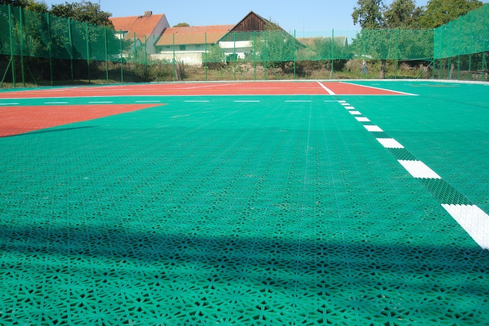 Pavimentazione per esterni ed interni Esseciplast Multisport