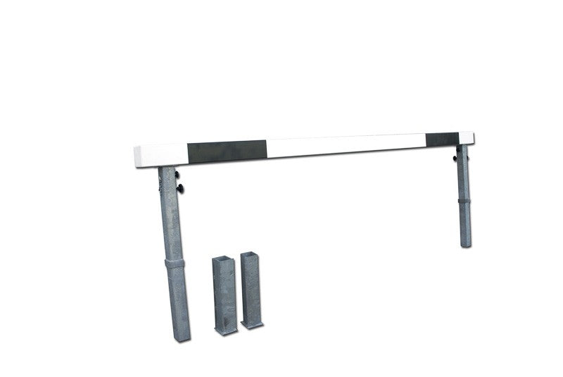 Ostacolo per riviera corsa siepi in acciaio zincato, trave di legno lunghezza cm 366, regolabile in altezza S02078