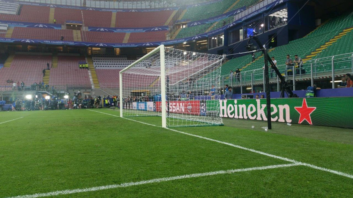 Coppia reti per porta calcio 7,32x2,44m, polietilene diametro Ø4,5mm, maglia quadra 12x12cm, lavorazione con nodo, certificata UNI EN 748:2004/AC:2005 ART 6113