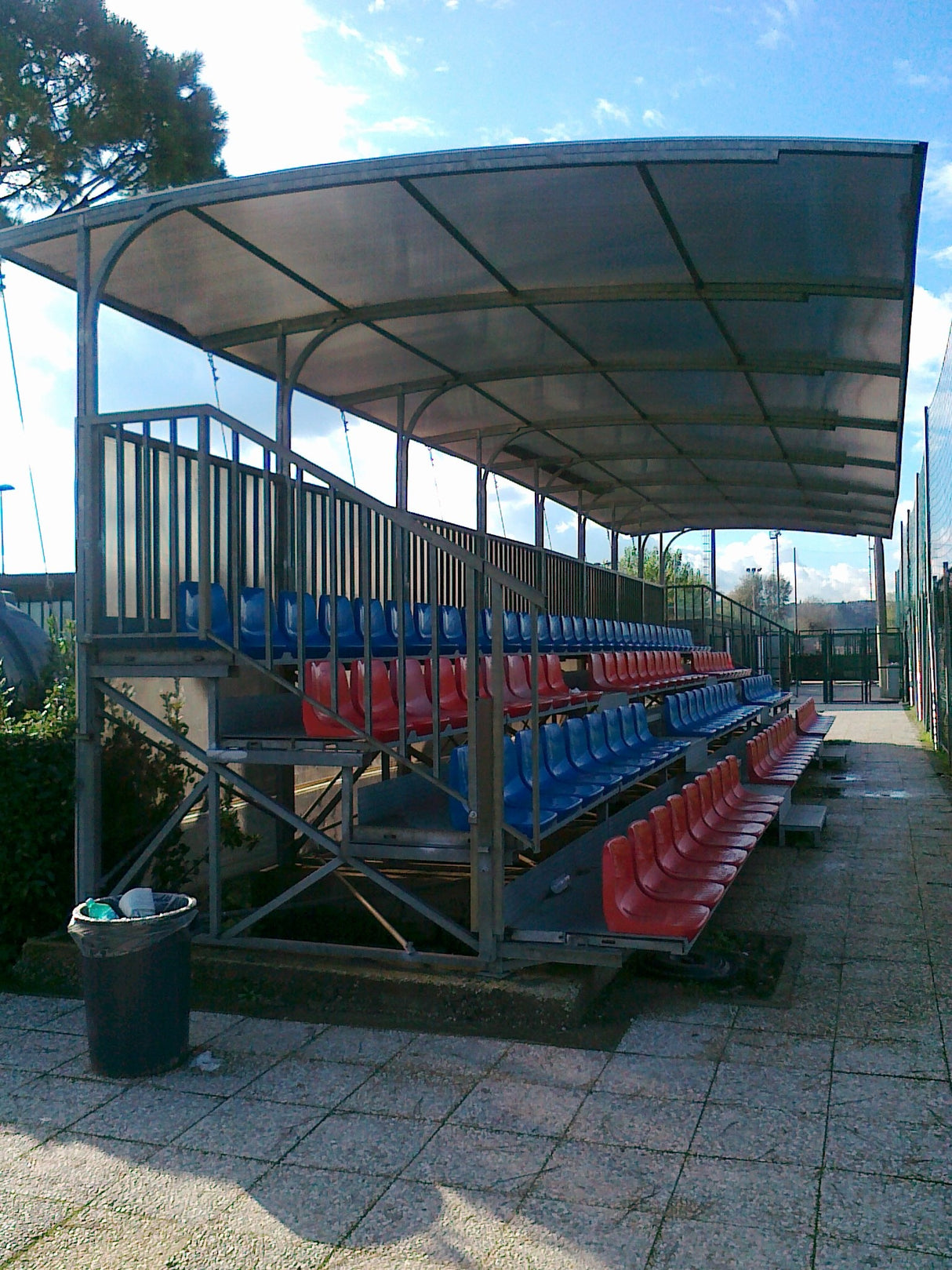 Tribuna spettatori coperta MTL10x120cm