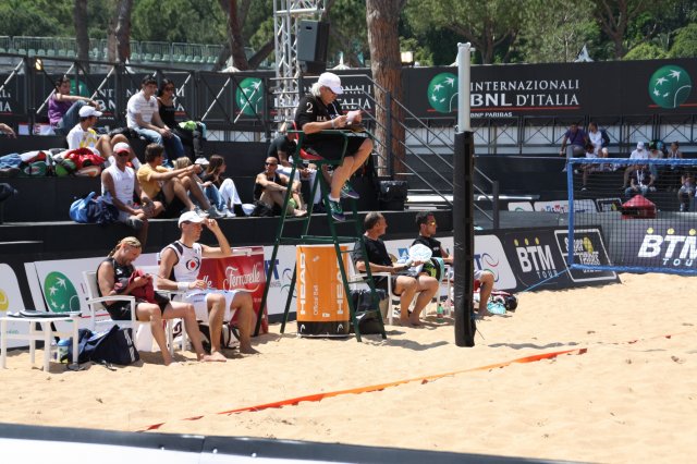 Seggiolone per arbitro tennis in acciaio verniciato completo ART 7562