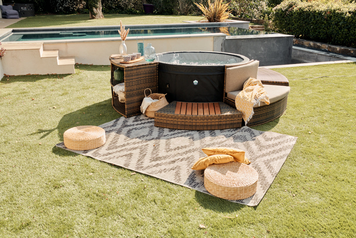 Net Spa Vita 4 Posti con mobili Pareti Isolanti In Schiuma Da 8cm Cod. SP-VIP140/MOB2
