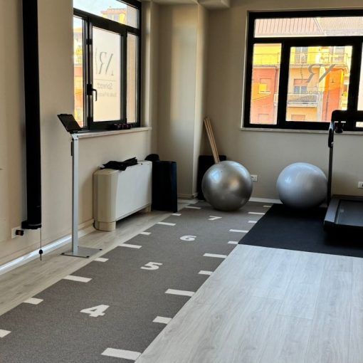 WOOD SPC Pavimento vinilico EFFETTO LEGNO spc per palestra, reception e vari ambienti (Stone Plastic Composite)