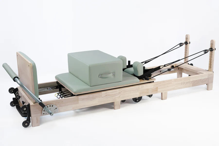 Liveness Reformer in legno di quercia naturale pieghevole Green Tea PTX-3000G