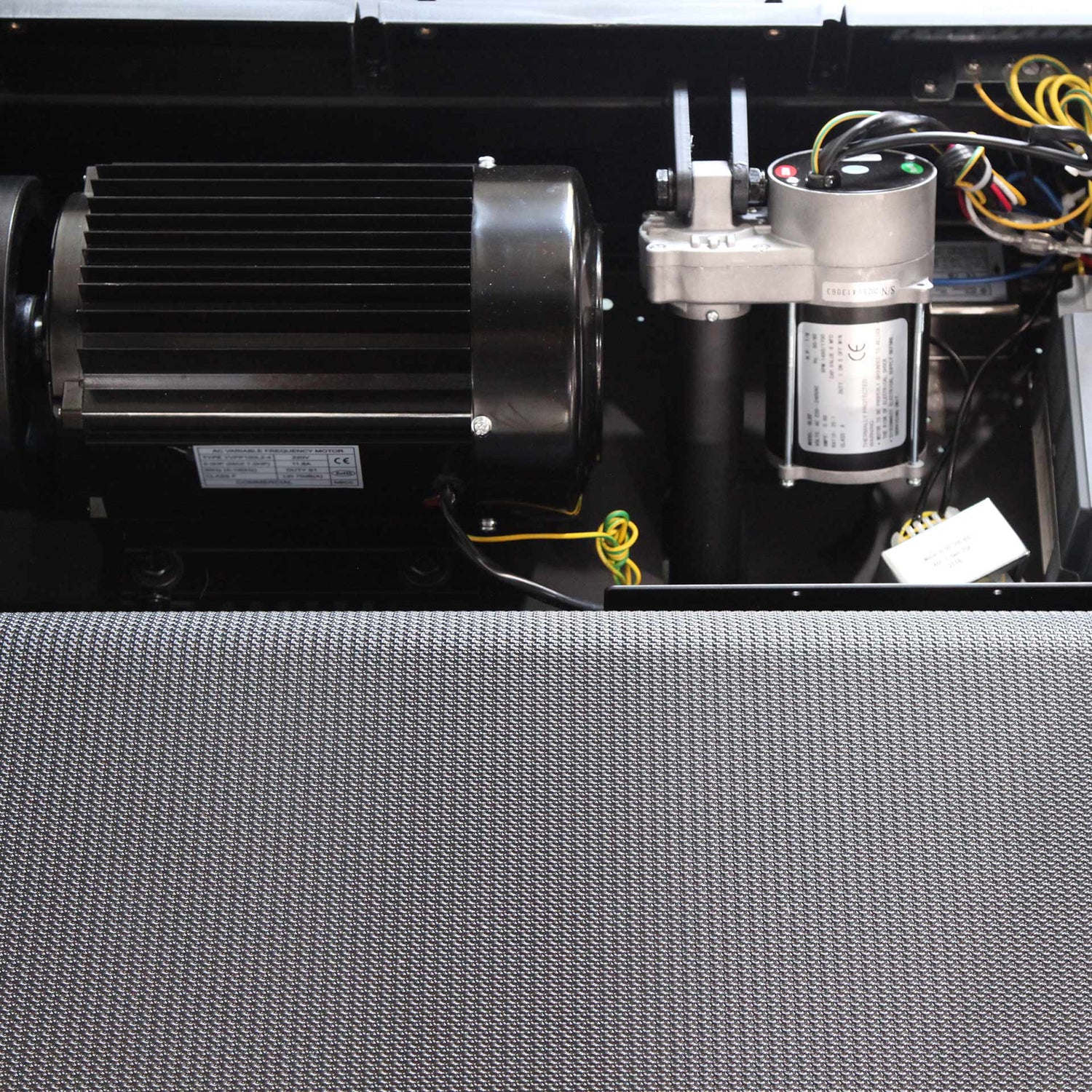Tapis Roulant T81 Diamond motore 5,0 - 7,0 Hp AC 25 km/h