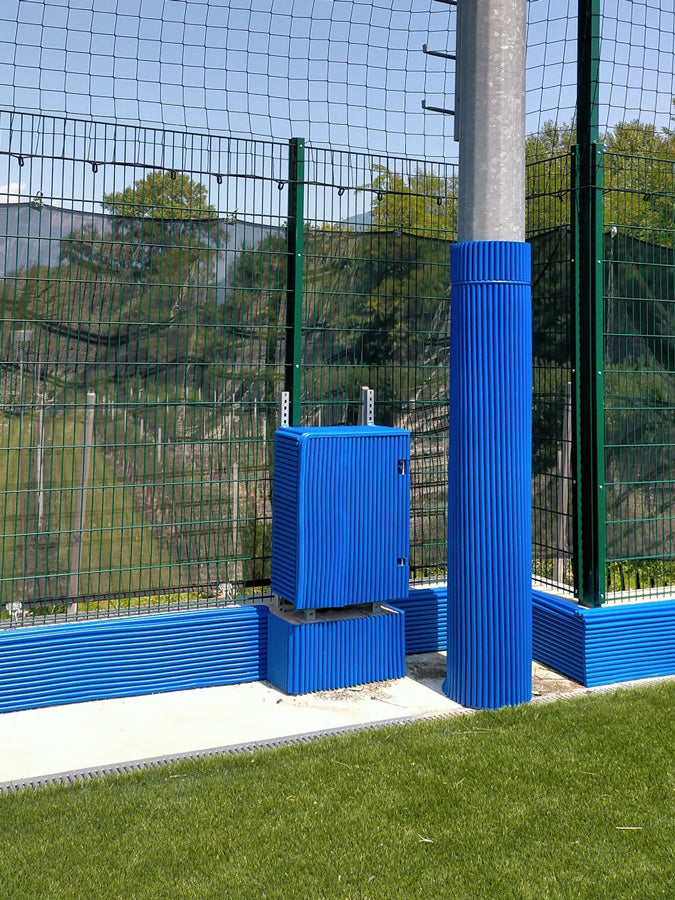 Protezioni per pali per impianti sportivi o campo da calcio pallavolo basket