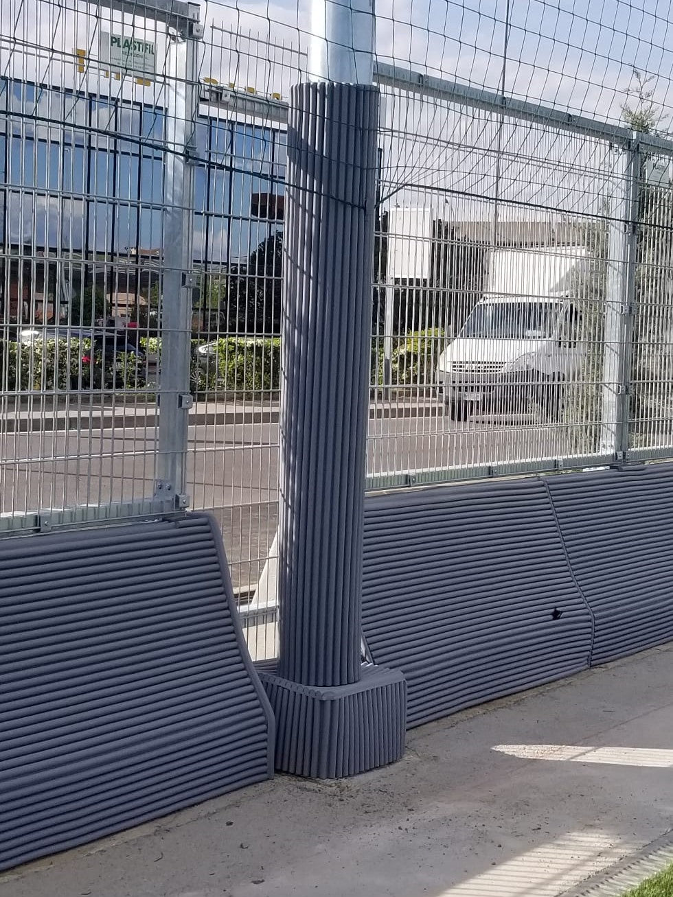 Protezioni per pali per impianti sportivi o campo da calcio pallavolo basket
