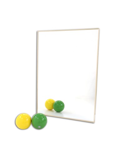 Specchio in vetro temperato liscio con cornice di legno, da fissare a parete,  dimensioni a richiesta. Prezzo al mq art. S01626