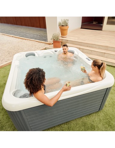 Spa in acrilico rigido Celtic 1 - 5 posti - 200x200x93cm - Copertura inclusa - Con pompa di calore Poolex O'spa 5KW SP-HLCE1-PK