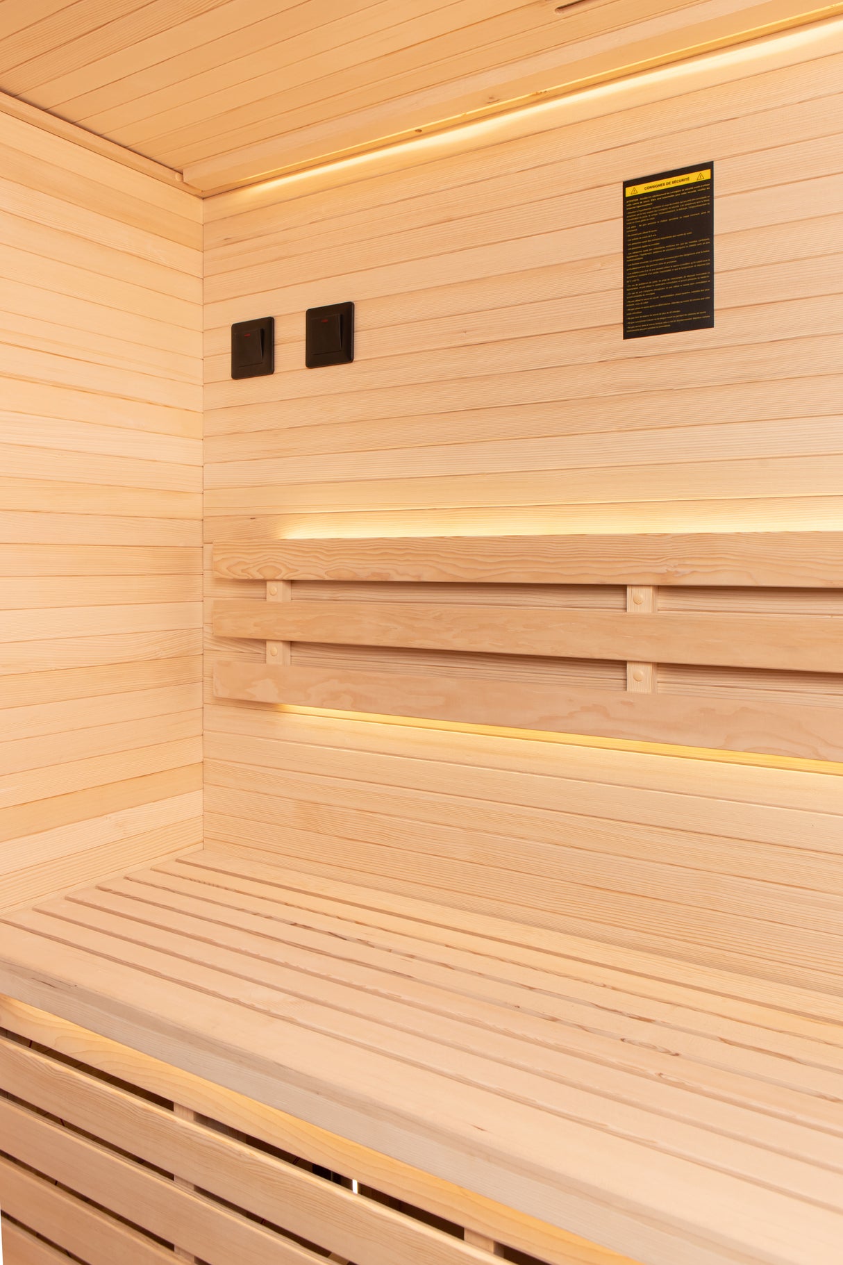 Sense Angular Sauna tradizionale a 3 posti STUFA DA 4.5kw DISPONIBILE DAL 08/06/2026 COD. SN-SENSE-3CPK