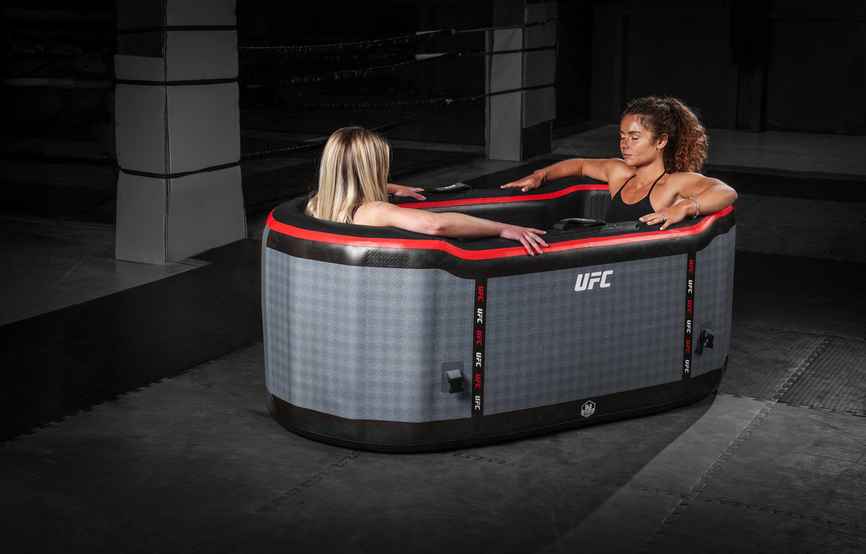 Bagno di ghiaccio Netspa Duo x UFC - Innovazione per il recupero UFC IceBath Cod. SP-UFC301