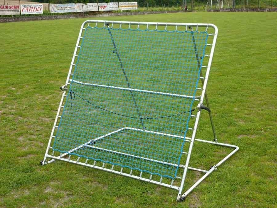 Telaio con rete ad inclinazione variabile per allenamento con il pallone, RICHIUDILE, 160x160 cm.