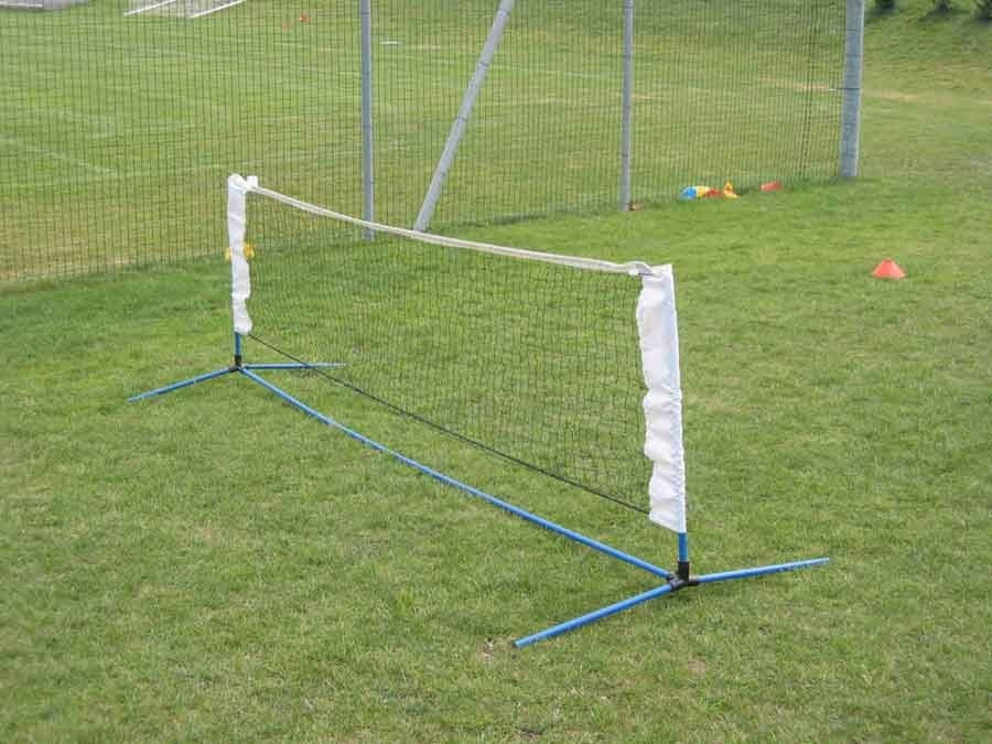 Impianto calcio art 6404 per perfezionare il palleggio aereo completo di rete