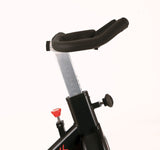 Spin Bike SRX 9500 del marchio Toorx professionale con trasmissione a cinghia con pignone fisso