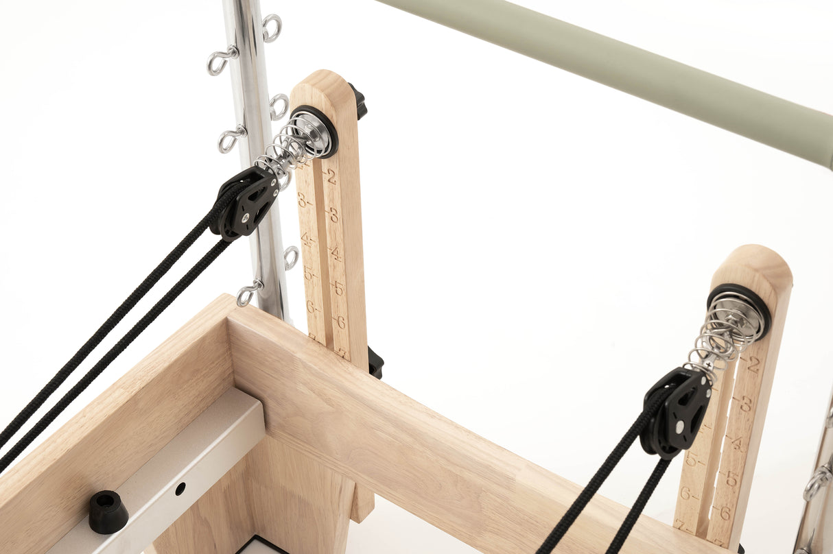 Mooma Reformer con torre in legno Cod. AP-RTW