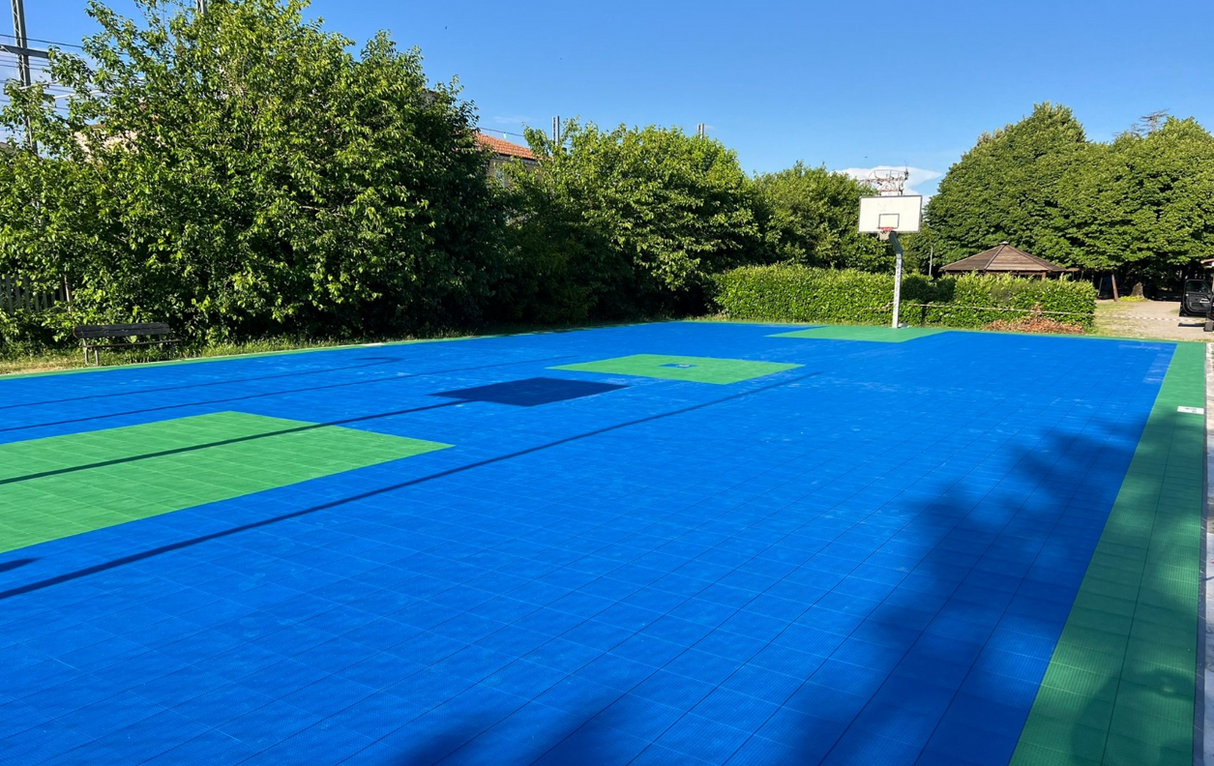 Pavimento modulare / Pavimentazione flottanti per campi sportivi dove è possibile praticare qualsiasi tipo di sport