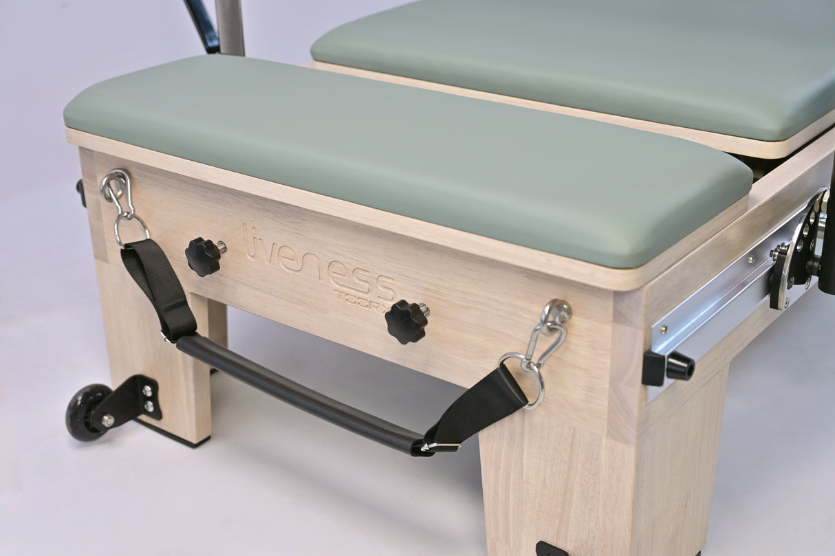 Liveness Reformer in legno di quercia naturale colore Green Tea   PTX5500 cod. PTX-5500G