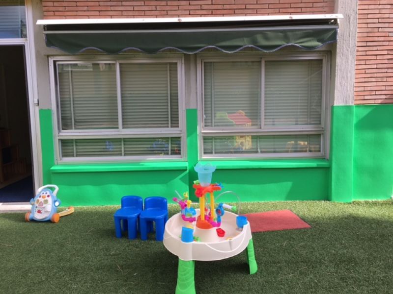Protezione EVAWALL per Esterni DeS  sp. 10 mm IGNIFUGA - certificate UNI EN 913, ideali per mettere in sicurezza pareti,muri, cordoli, spigoli, davanzali e recinzioni in asili, ludoteche, baby park e oratori.